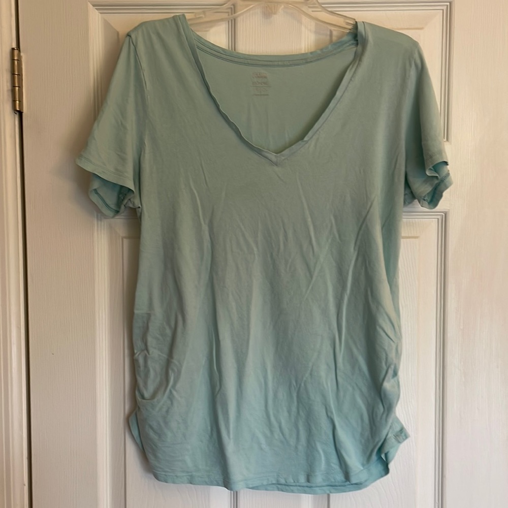 Light teal maternity ruched-sides tee